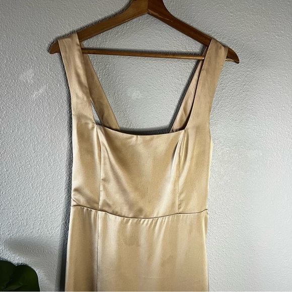 Show me your Mumu Gold Claire Satin Midi Dress Medium - Picture 3 of 9